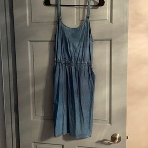 Old navy denim summer dress with pockets